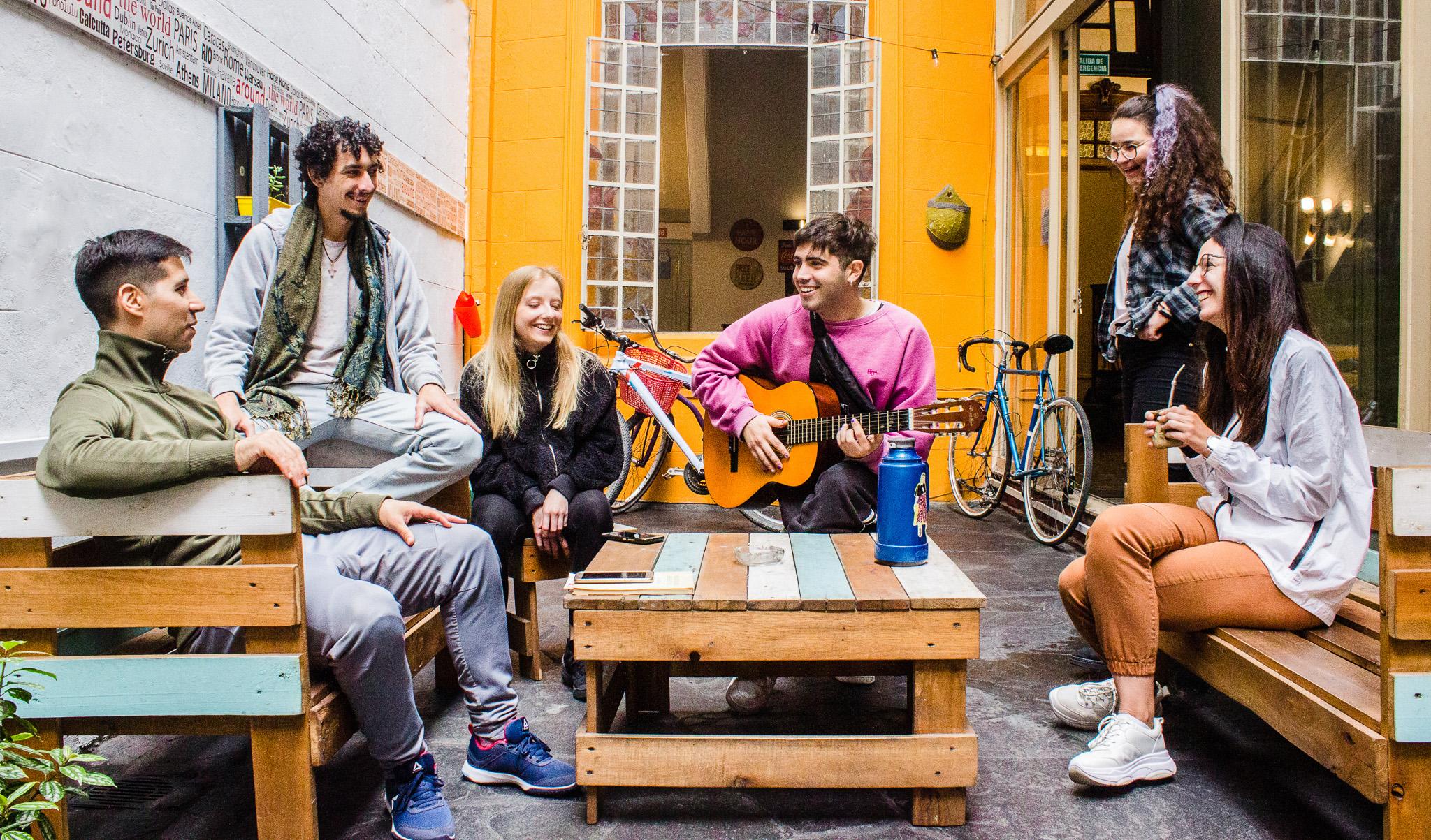 Play Hostel Arcos Buenos Aires Eksteriør billede